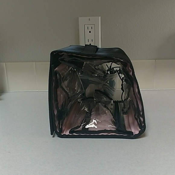 Mary Kay Hanging Cosmetic  Bag - Picture 3 of 4